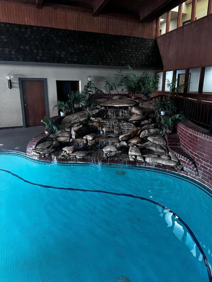 אינדיפנדנס Apple Tree Inn מראה חיצוני תמונה